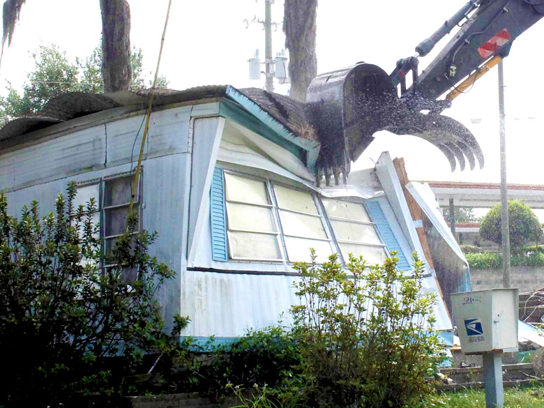 Top Considerations Before Hiring a Mobile Home Demolition Service