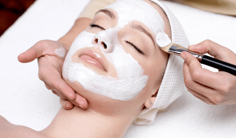 Optimizing Your Skincare Ritual with a Multi-Layer Hydration Treatment