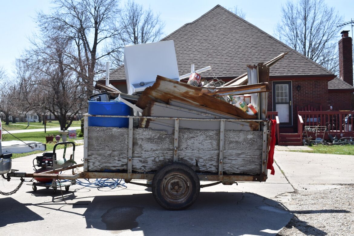 Signs It’s Time to Hire Junk Removal Services