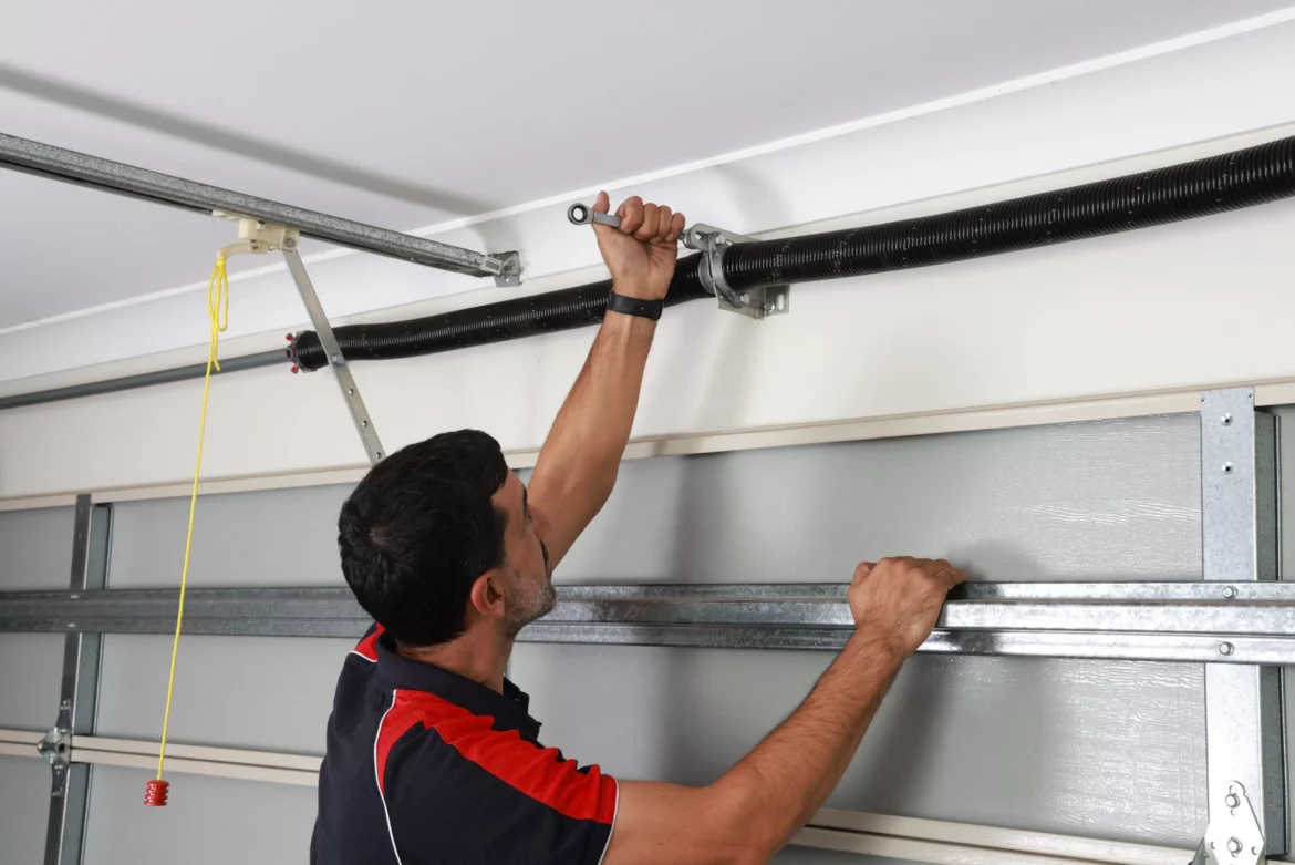 A Simple Look At Modern Garage Door Installations For Homes